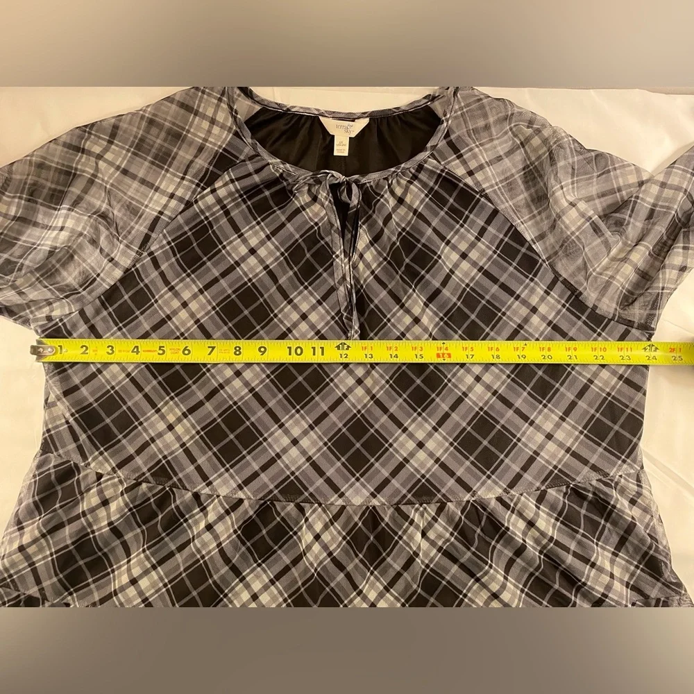 Terra & Sky Mesh Tiered Peasant Blouse Plus Size 1X Black & White Plaid - Picture 9 of 14